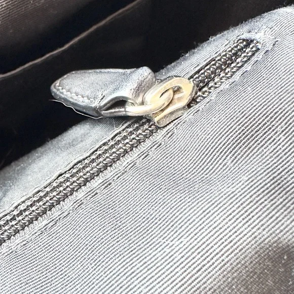 Coach Tote Signature Turn Lock Black Scarlet - Picture 12 of 14